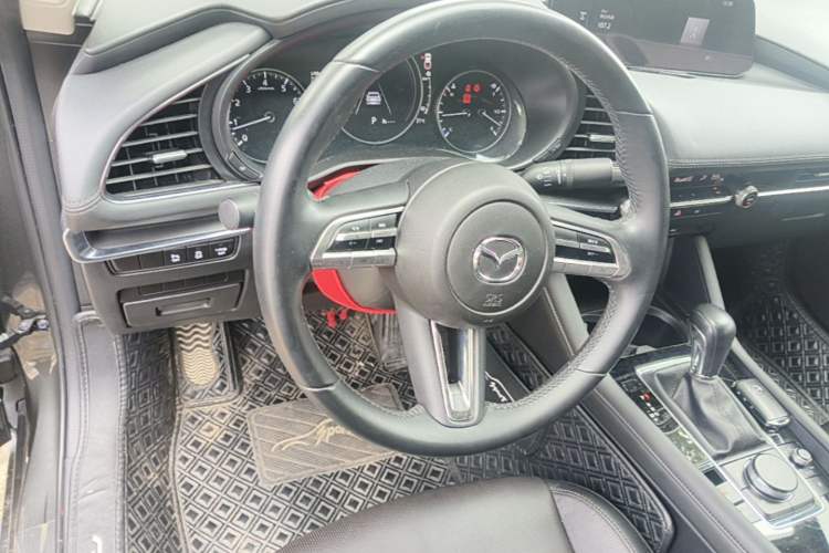 Used Mazda 3 Axela 2020 2.0L Automatic Zhiya Edition Steering Wheel