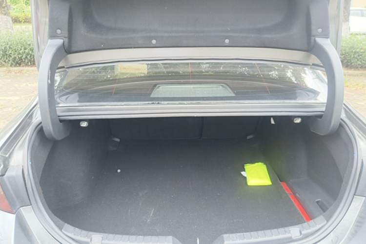 Used Mazda 3 Axela 2020 2.0L Automatic Zhiya Edition Trunk
