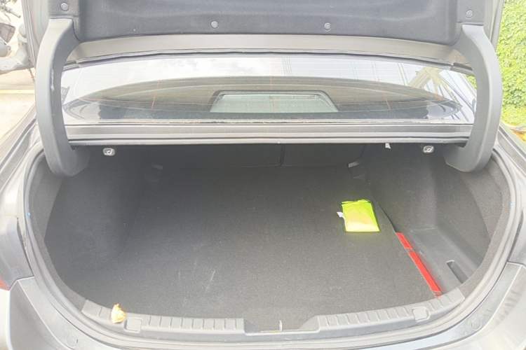 Used Mazda 3 Axela 2020 2.0L Automatic Zhiya Edition Trunk