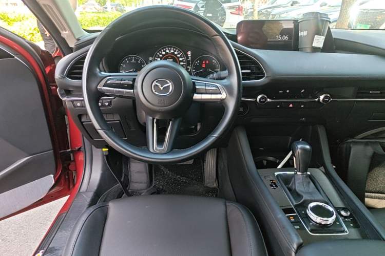 Used Mazda 3 Axela 2020 2.0L Automatic Zhiya Edition Audio And AC Panel
