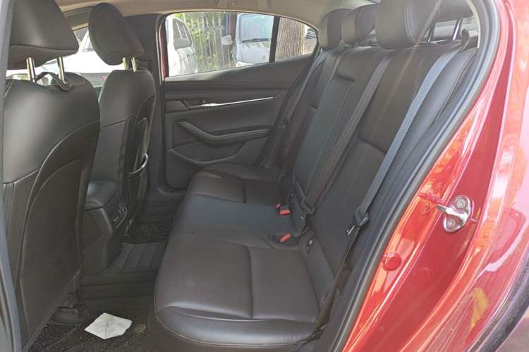 Used Mazda 3 Axela 2020 2.0L Automatic Zhiya Edition Left Rear Seat