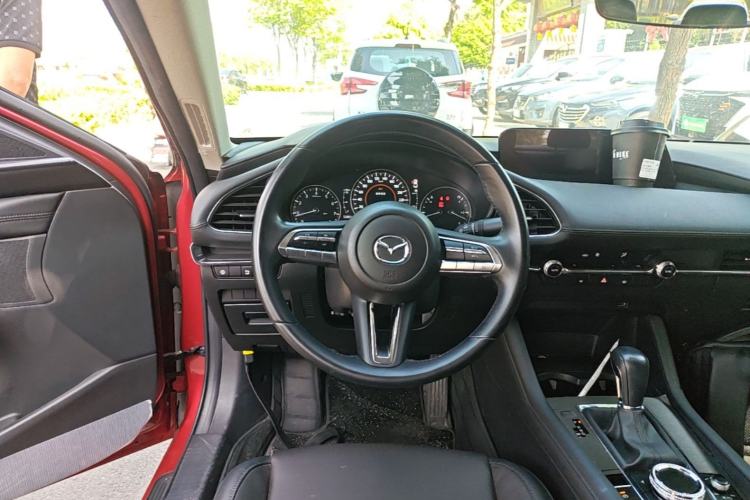 Used Mazda 3 Axela 2020 2.0L Automatic Zhiya Edition Steering Wheel