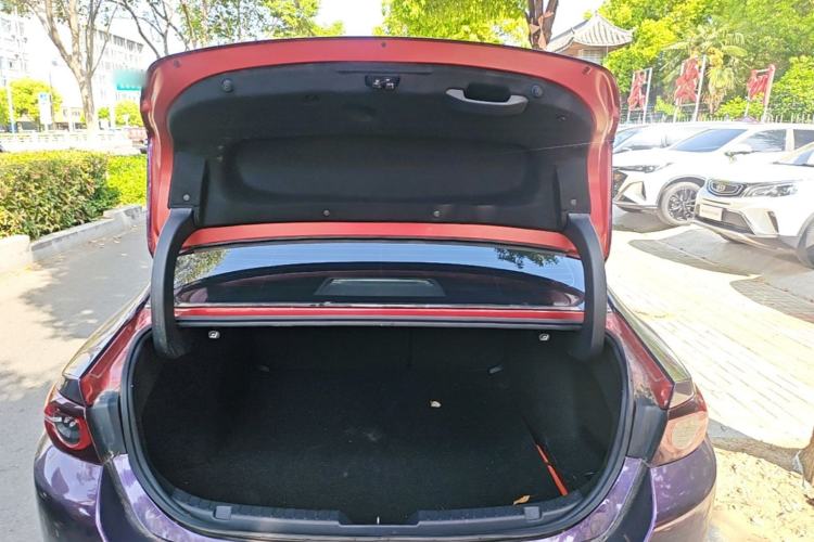 Used Mazda 3 Axela 2020 2.0L Automatic Zhiya Edition Trunk