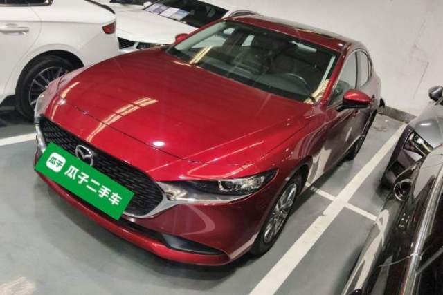 Used Mazda 3 Axela 2020 1.5L Automatic Luxury Version