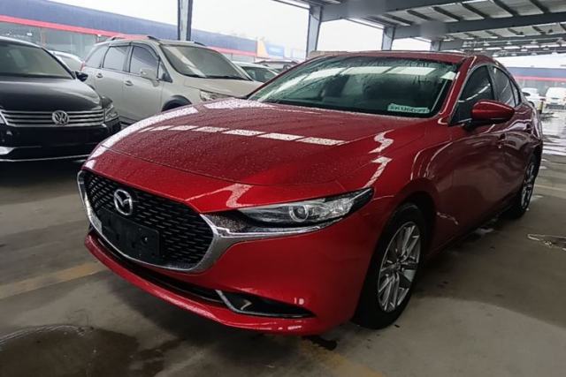 Używany Mazda 3 Axela 2020 1.5L Automatic Luxury Version