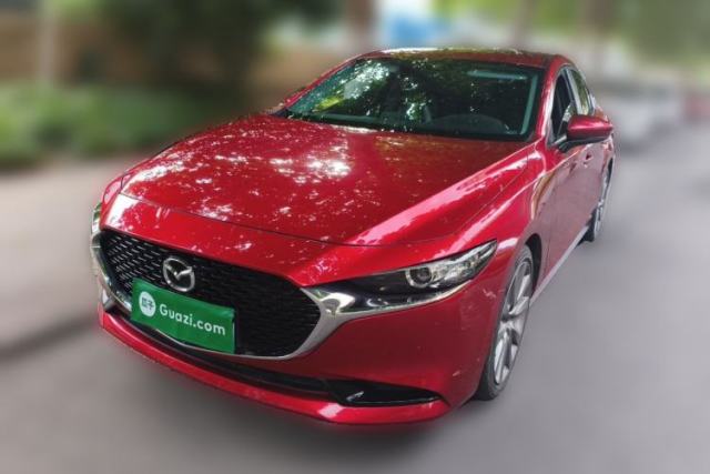 Ojetý Mazda 3 Axela 2020 2.0L Automatic Zhiya Edition