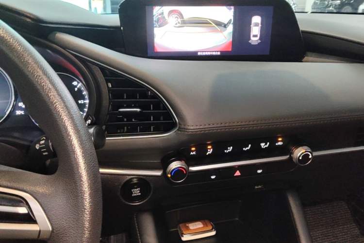 Used Mazda 3 Axela 2020 1.5L Automatic Zhiyue Sunroof Version Audio And AC Panel
