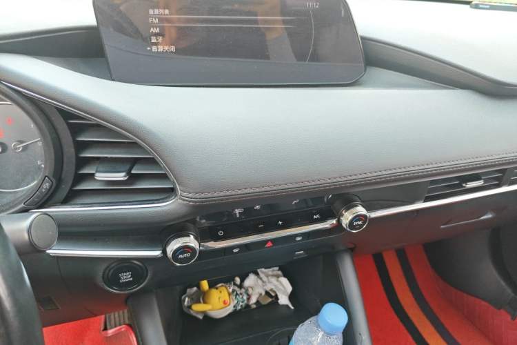 Used Mazda 3 Axela 2020 2.0L Automatic Zhiya Edition Audio And AC Panel