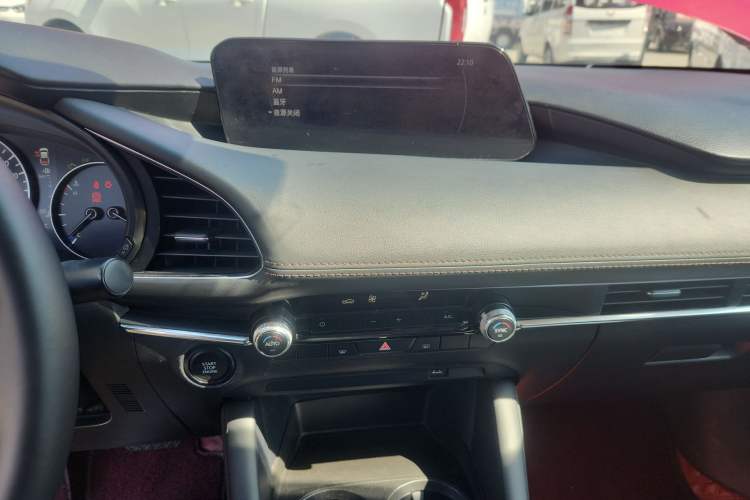 Used Mazda 3 Axela 2020 2.0L Automatic Zhiya Edition Audio And AC Panel