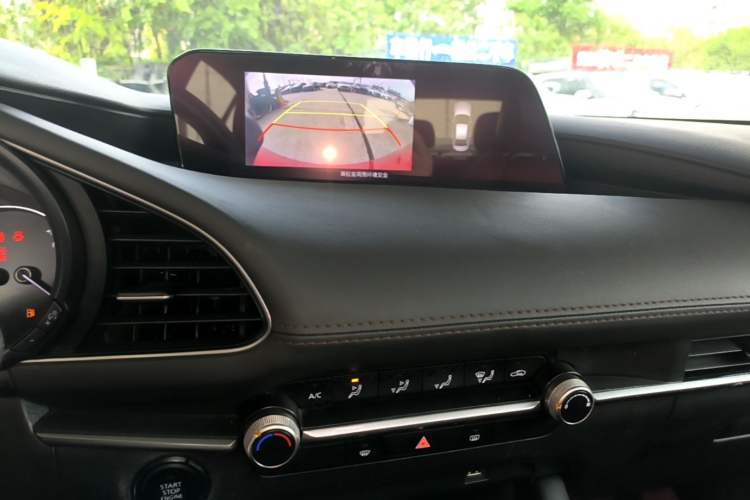 Used Mazda 3 Axela 2020 1.5L Automatic Zhiyue Sunroof Version Audio And AC Panel