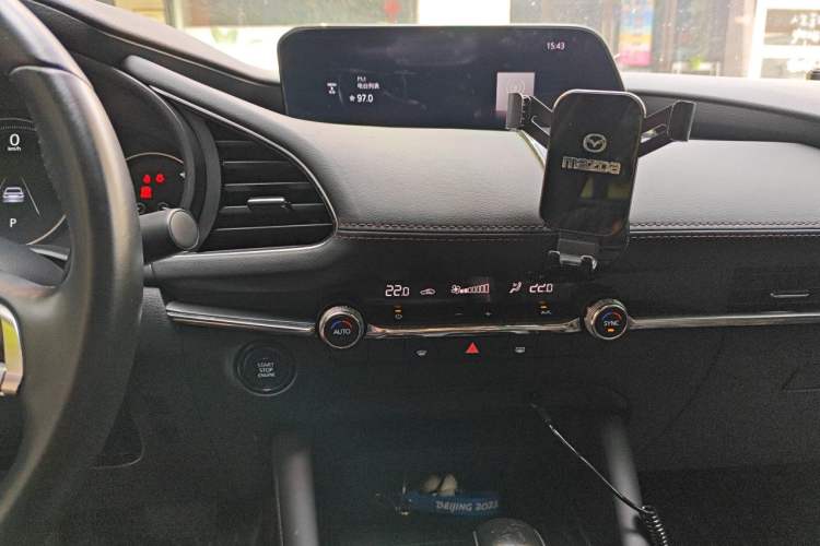 Used Mazda 3 Axela 2020 2.0L Automatic Zhiya Edition Audio And AC Panel