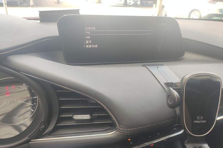 Used Mazda 3 Axela 2020 2.0L Automatic Zhiya Edition Audio And AC Panel