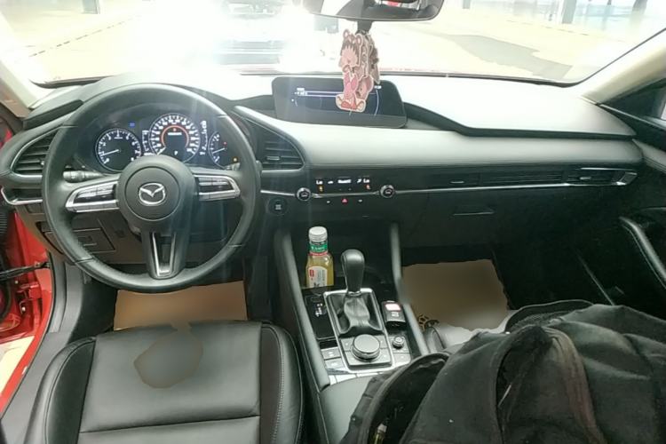 Used Mazda 3 Axela 2020 2.0L Automatic Zhiya Edition Center Console