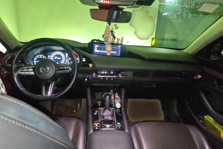 Used Mazda 3 Axela 2020 2.0L Automatic Zhiya Edition Center Console