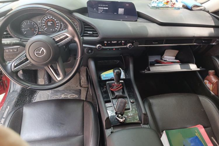 Used Mazda 3 Axela 2020 2.0L Automatic Zhiya Edition Center Console