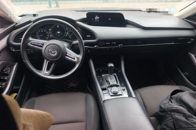 Used Mazda 3 Axela 2020 2.0L Automatic ZhiXuan Edition Center Console
