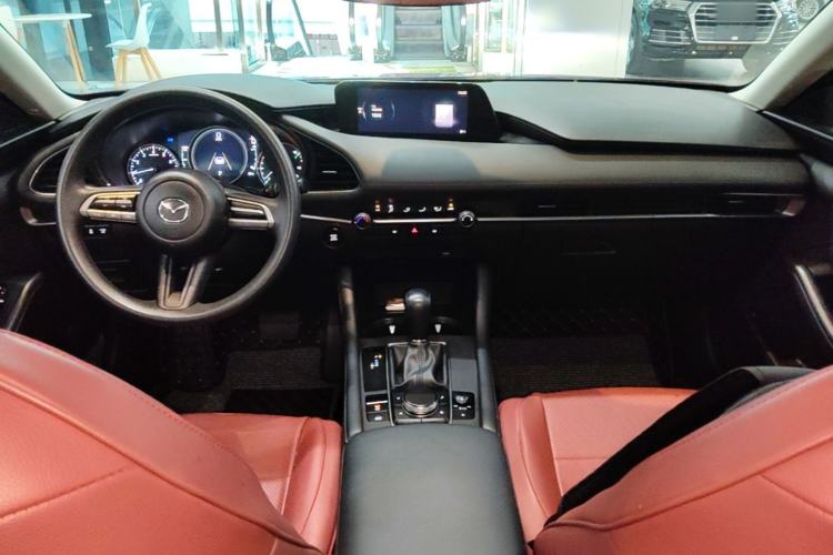 Used Mazda 3 Axela 2020 1.5L Automatic Zhiyue Sunroof Version Center Console