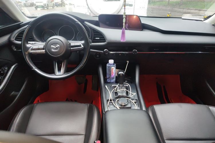 Used Mazda 3 Axela 2020 2.0L Automatic ZhiXuan Edition Center Console