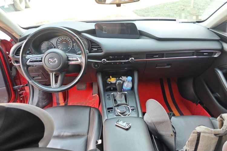 Used Mazda 3 Axela 2020 2.0L Automatic Zhiya Edition Center Console