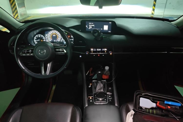 Used Mazda 3 Axela 2020 2.0L Automatic Zhiya Edition Center Console