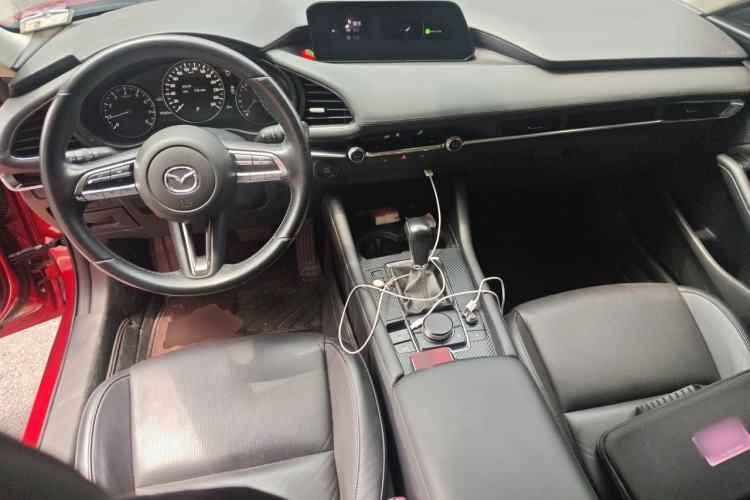 Used Mazda 3 Axela 2020 2.0L Automatic Zhiya Edition Center Console