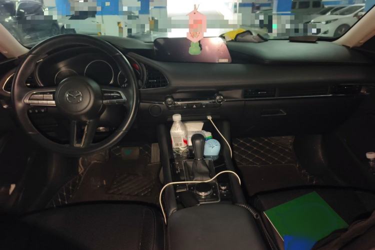 Used Mazda 3 Axela 2020 2.0L Automatic ZhiXuan Edition Center Console