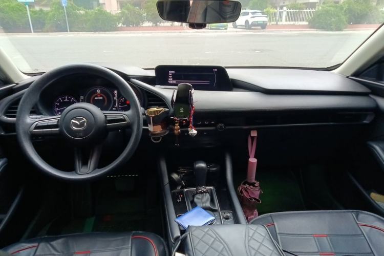 Used Mazda 3 Axela 2020 1.5L Automatic Zhiyue Sunroof Version Center Console