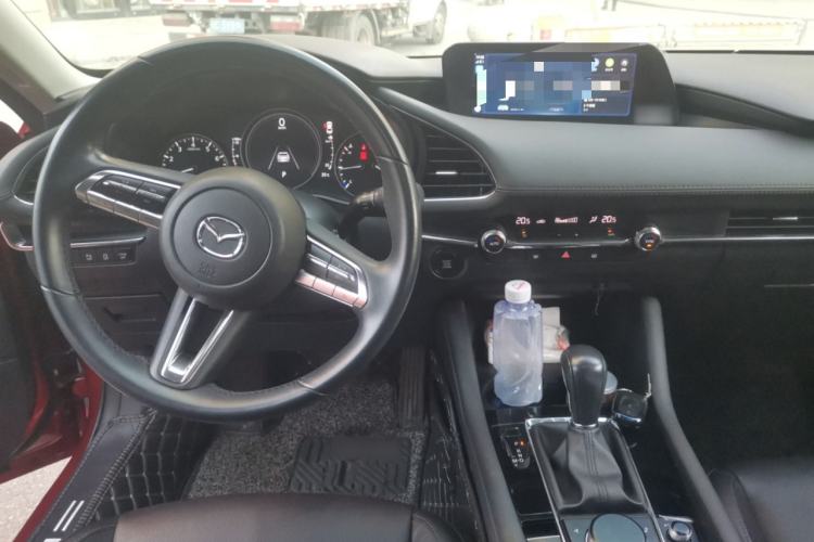 Used Mazda 3 Axela 2020 2.0L Automatic Zhiya Edition Center Console