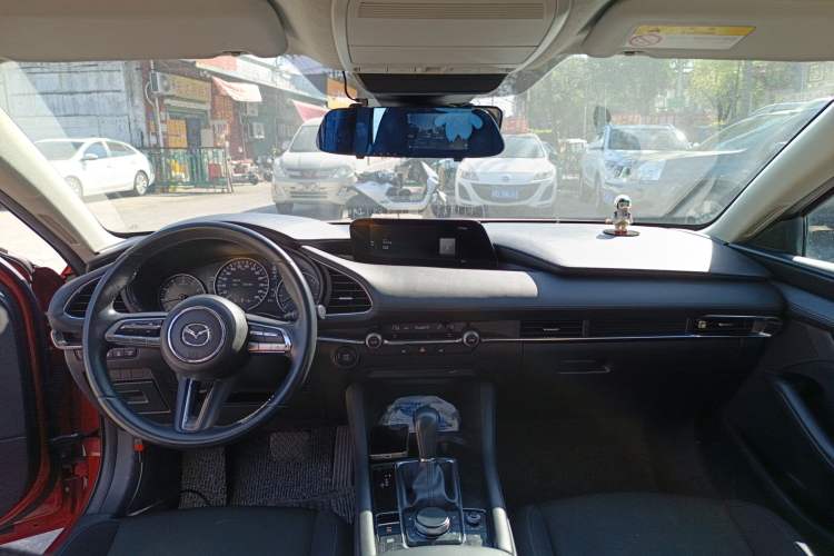 Used Mazda 3 Axela 2020 2.0L Automatic ZhiXuan Edition Center Console