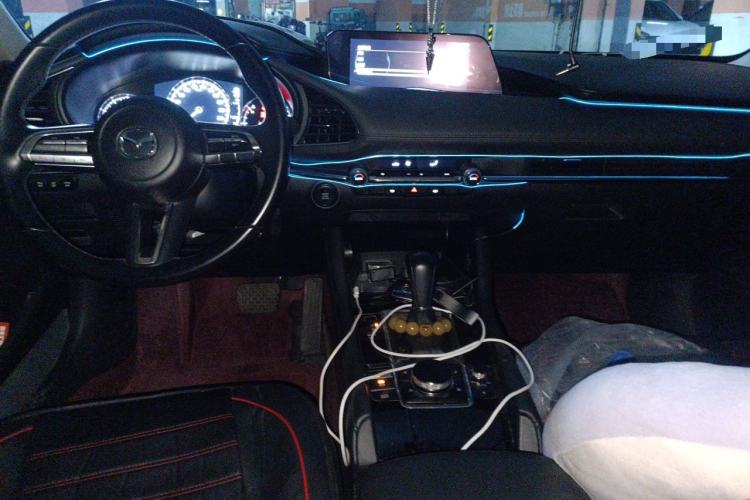 Used Mazda 3 Axela 2020 2.0L Automatic Zhiya Edition Center Console