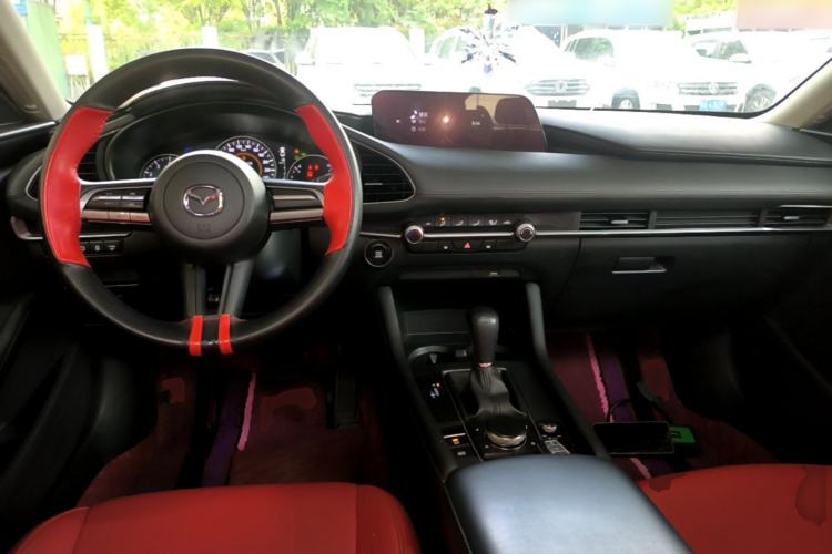 Used Mazda 3 Axela 2020 1.5L Automatic Zhiyue Sunroof Version Center Console