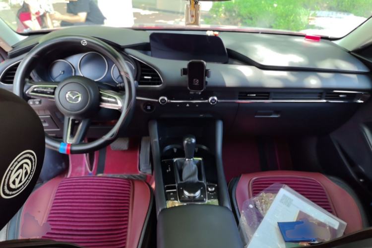 Used Mazda 3 Axela 2020 2.0L Automatic ZhiXuan Edition Center Console