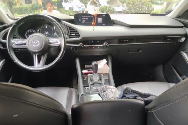 Used Mazda 3 Axela 2020 2.0L Automatic Zhiya Edition Center Console
