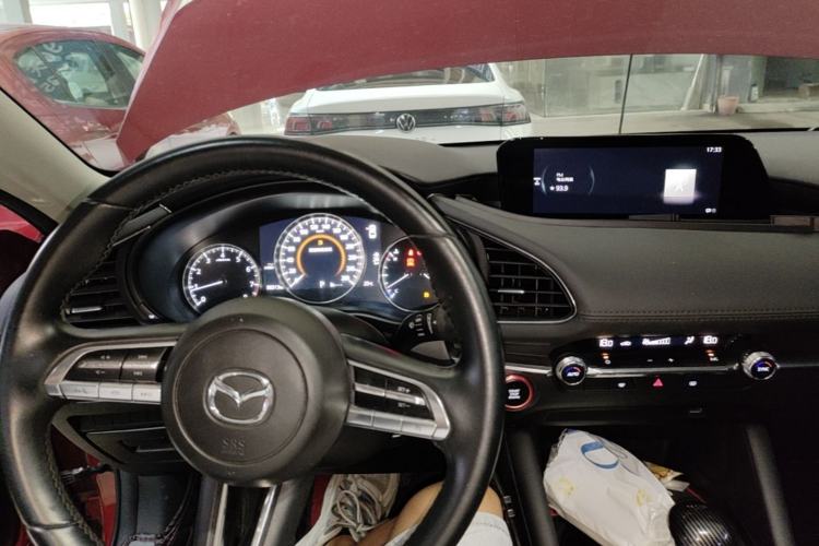 Used Mazda 3 Axela 2020 2.0L Automatic Zhiya Edition Center Console