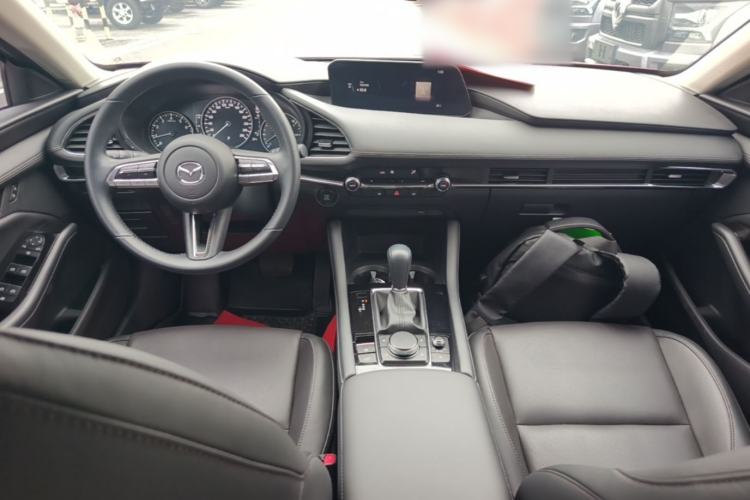 Used Mazda 3 Axela 2020 2.0L Automatic Zhiya Edition Center Console