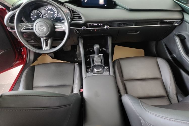 Used Mazda 3 Axela 2020 2.0L Automatic Zhiya Edition Center Console