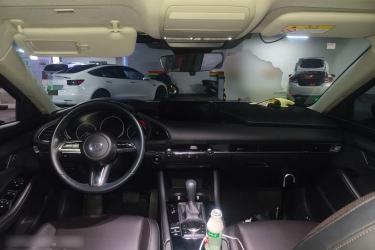 Used Mazda 3 Axela 2020 2.0L Automatic Zhiya Edition Center Console