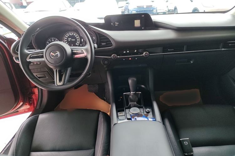Used Mazda 3 Axela 2020 2.0L Automatic Zhiya Edition Center Console