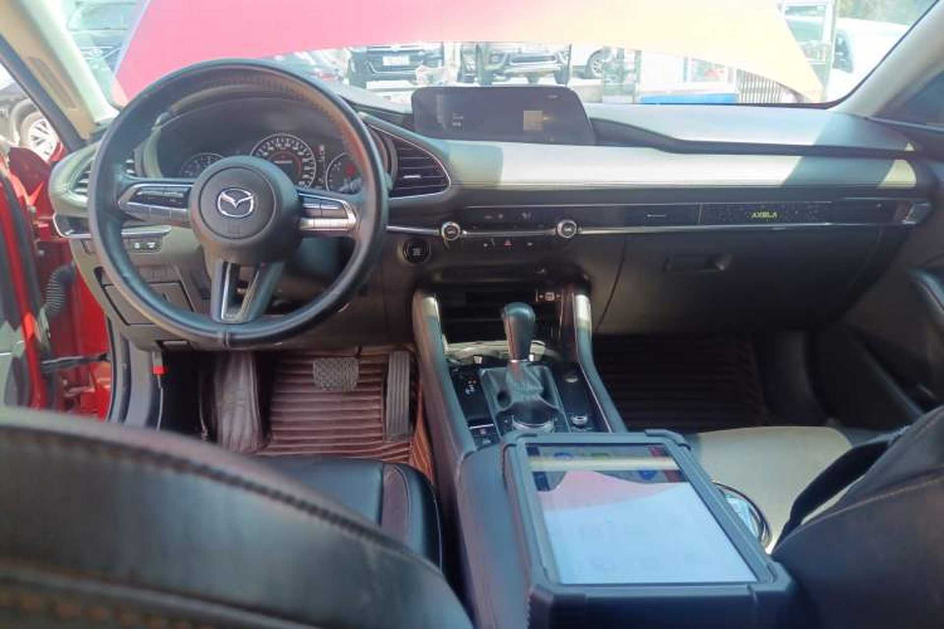 Used Mazda 3 Axela 2020 2.0L Automatic Zhiya Edition Center Console