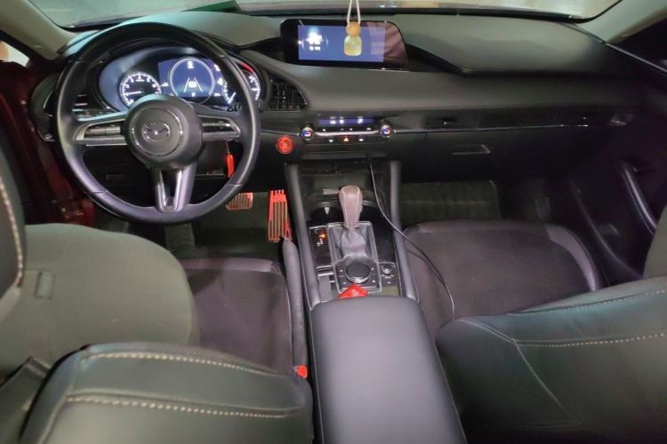 Used Mazda 3 Axela 2020 2.0L Automatic Zhiya Edition Center Console