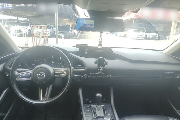 Used Mazda 3 Axela 2020 2.0L Automatic Zhiya Edition Center Console