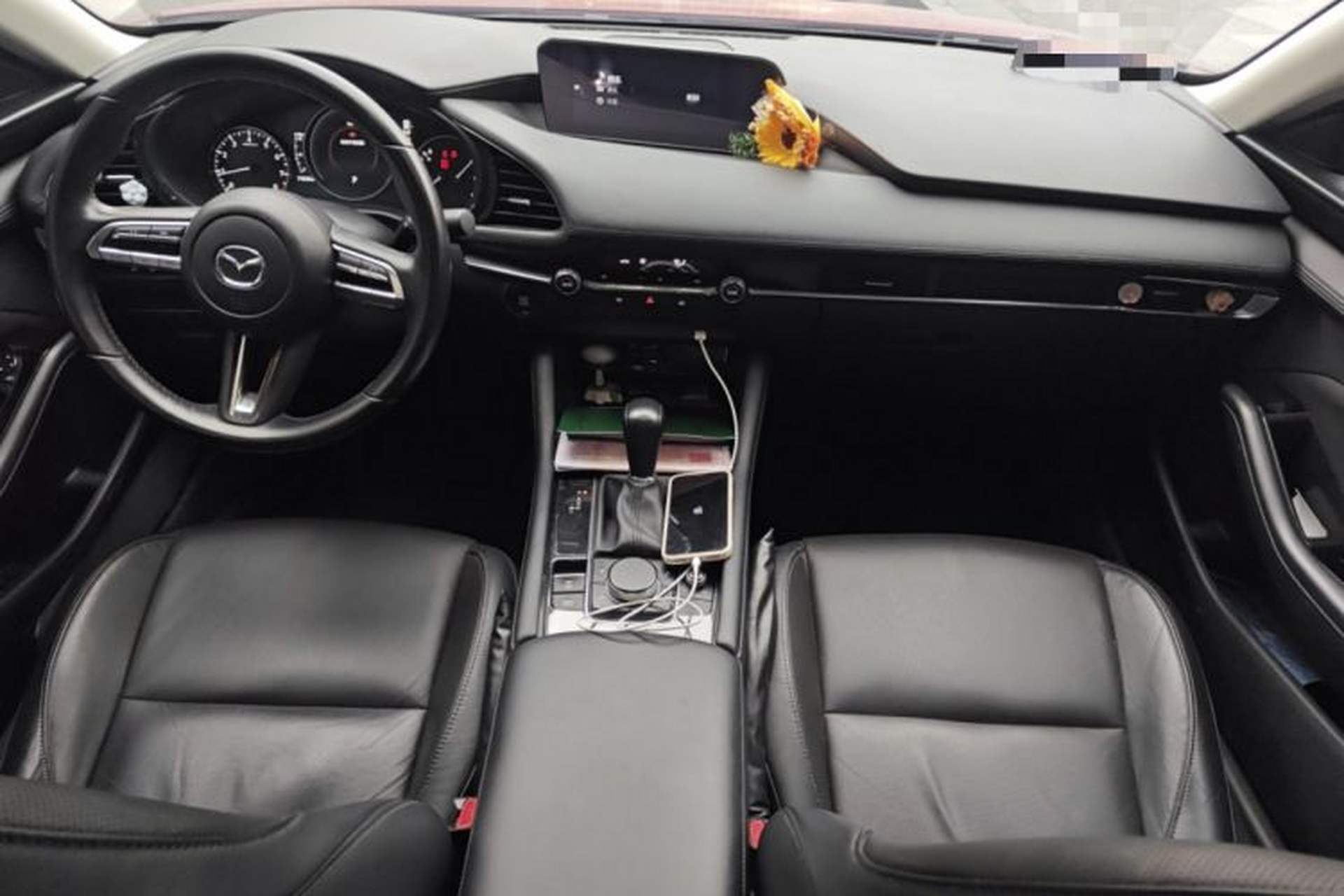 Used Mazda 3 Axela 2020 2.0L Automatic ZhiXuan Edition Center Console