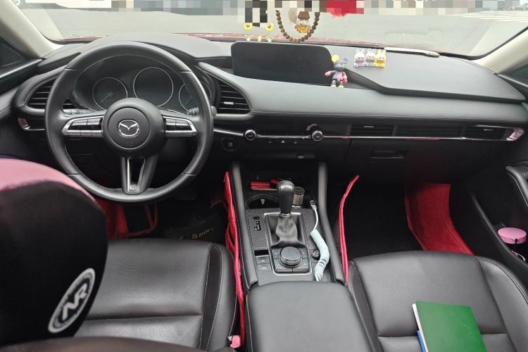 Used Mazda 3 Axela 2020 2.0L Automatic Zhiya Edition Center Console