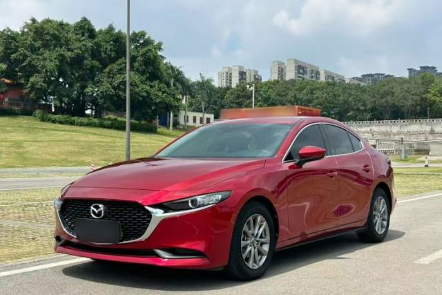 Used Mazda 3 Axela 2020 1.5L Automatic Luxury Version