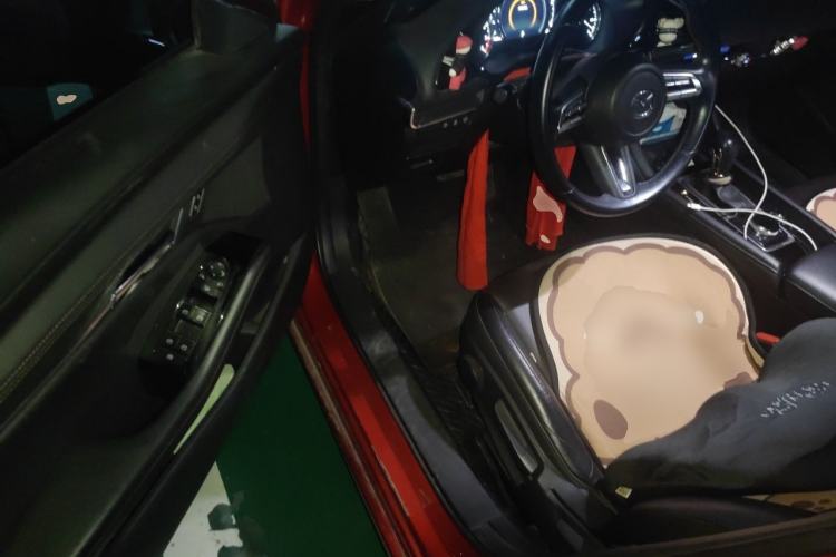 Used Mazda 3 Axela 2020 2.0L Automatic Zhiya Edition Driver Seat