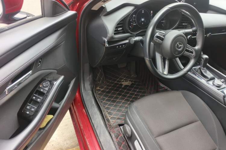 Used Mazda 3 Axela 2020 2.0L Automatic ZhiXuan Edition Driver Seat