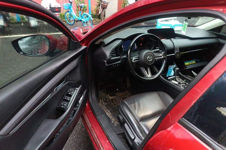 Used Mazda 3 Axela 2020 2.0L Automatic Zhiya Edition Driver Seat