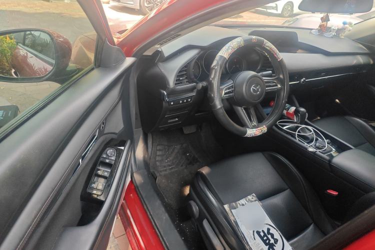 Used Mazda 3 Axela 2020 2.0L Automatic Zhiya Edition Driver Seat
