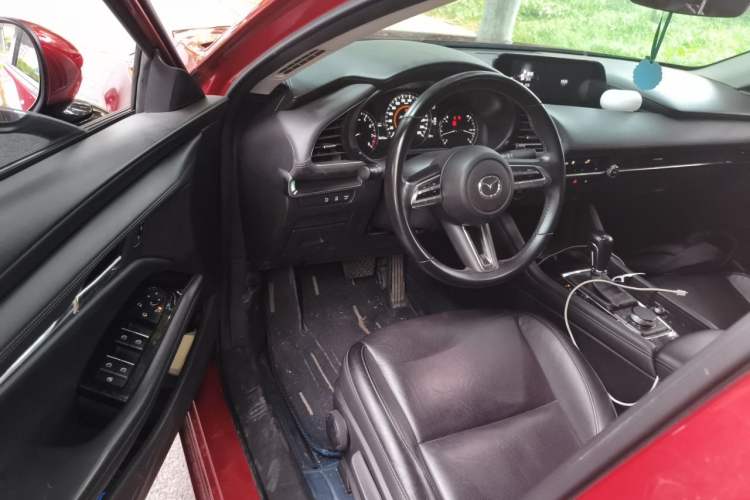 Used Mazda 3 Axela 2020 2.0L Automatic Zhiya Edition Driver Seat
