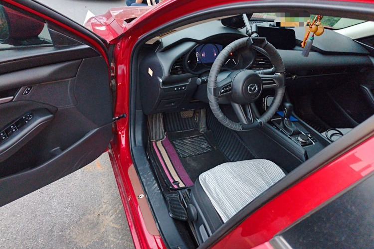 Used Mazda 3 Axela 2020 1.5L Automatic Zhiyue Sunroof Version Driver Seat